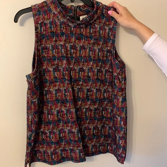 Anthro sleeveless top like new - Picture 1 of 3